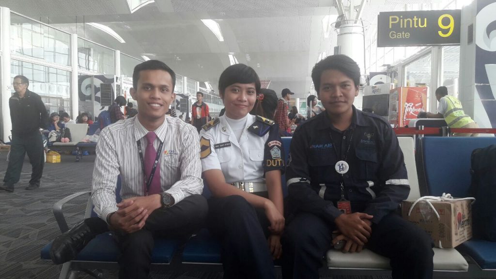 Senyum Alumni Yang Sudah Bekerja